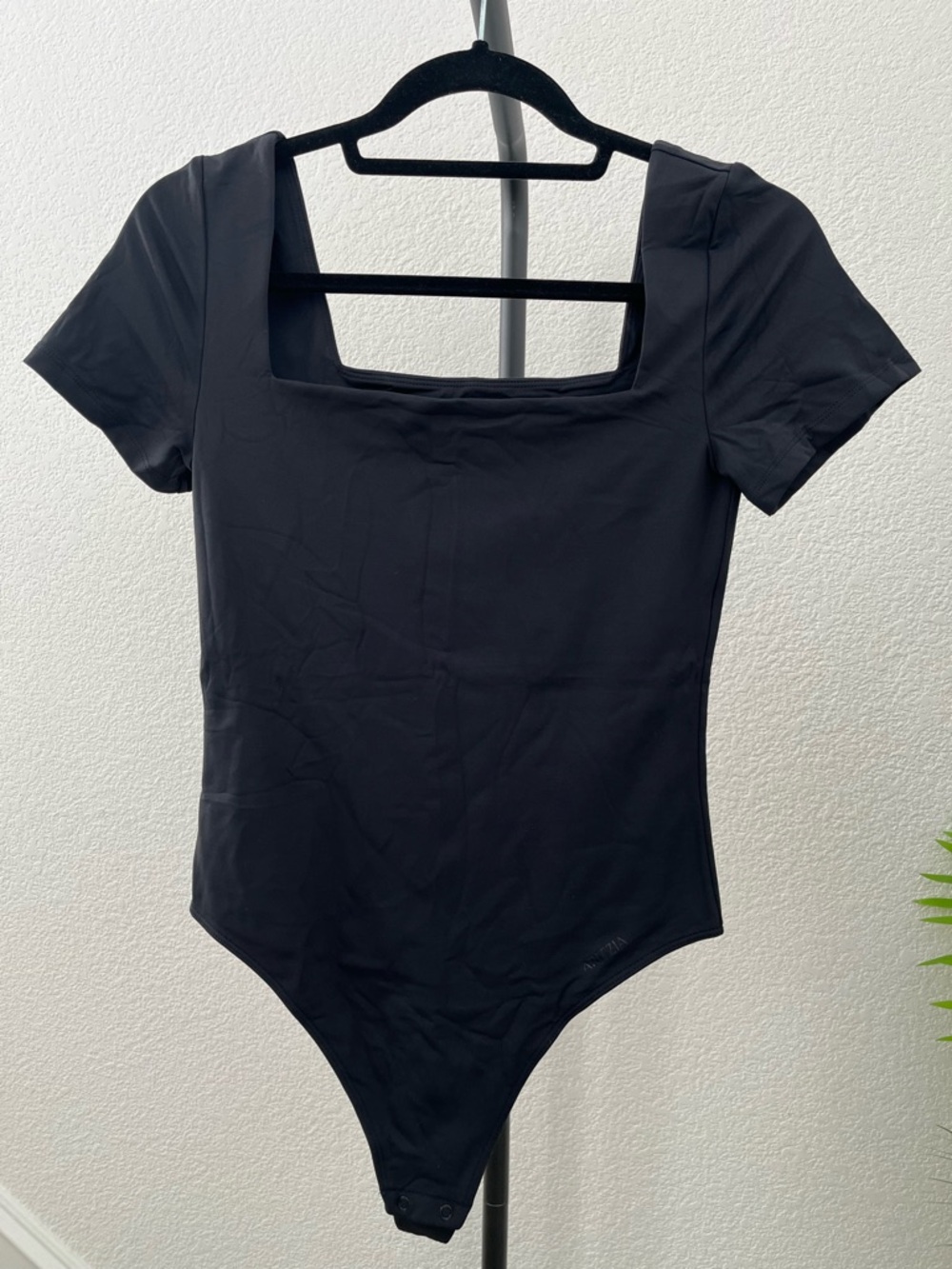 Aritzia Square Neck Short Sleeve Black Bodysuit